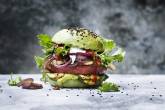 Hambúrguer vegetariano da Nestlé, o Incredible Burger, que será vendido em supermercados na Europa sob a marca Garden Gourmet