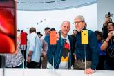 Jonathan "Jony" Ive e Tim Cook, da Apple