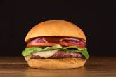 T.T. Burger, do chef Thomas Troisgros, tem lanche feito com produto da Fazenda do Futuro