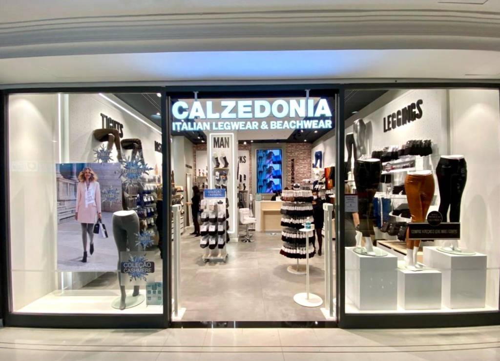 Loja da Calzedonia, marca de grupo italiano de mesmo nome e que vende meias e roupas de banho