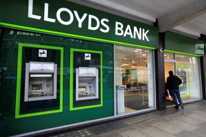 lloyds-banking-group-em-londres-reuters-paul-hackett-e1533131443638