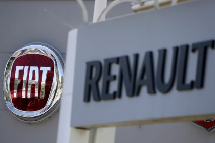 renault22-78