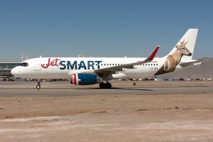 avic3a3o-da-jetsmart-em-aeroporto-no-chile
