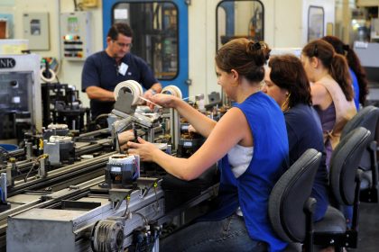 industria-agencia-brasil