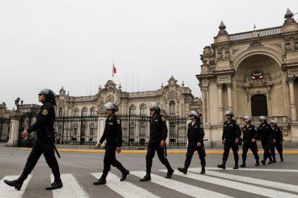 peru-policia-2