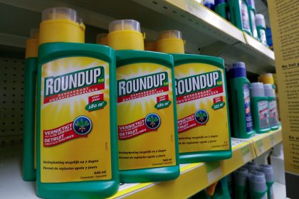 2019-04-24t173552z-172367853-rc147e6b4350-rtrmadp-3-bayer-glyphosate-lawsuit