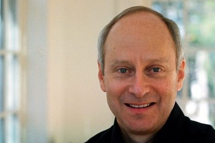 foto-1-em-seu-novo-livro-michael-j.-sandel-critica-o-uso-da-meritocracia-pela-elite-intelectual-e-politica