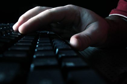 hand-keyboard